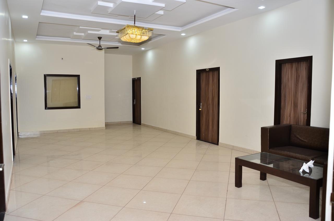 Heaven Blu Hotel & Resort Amritsar Eksteriør billede